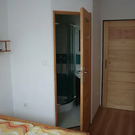 Quarto em Acomodações Particulares Mak Karwia